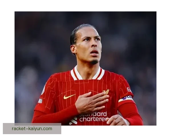 范戴克家庭生活曝光，状态依然稳健，成为关注焦点。